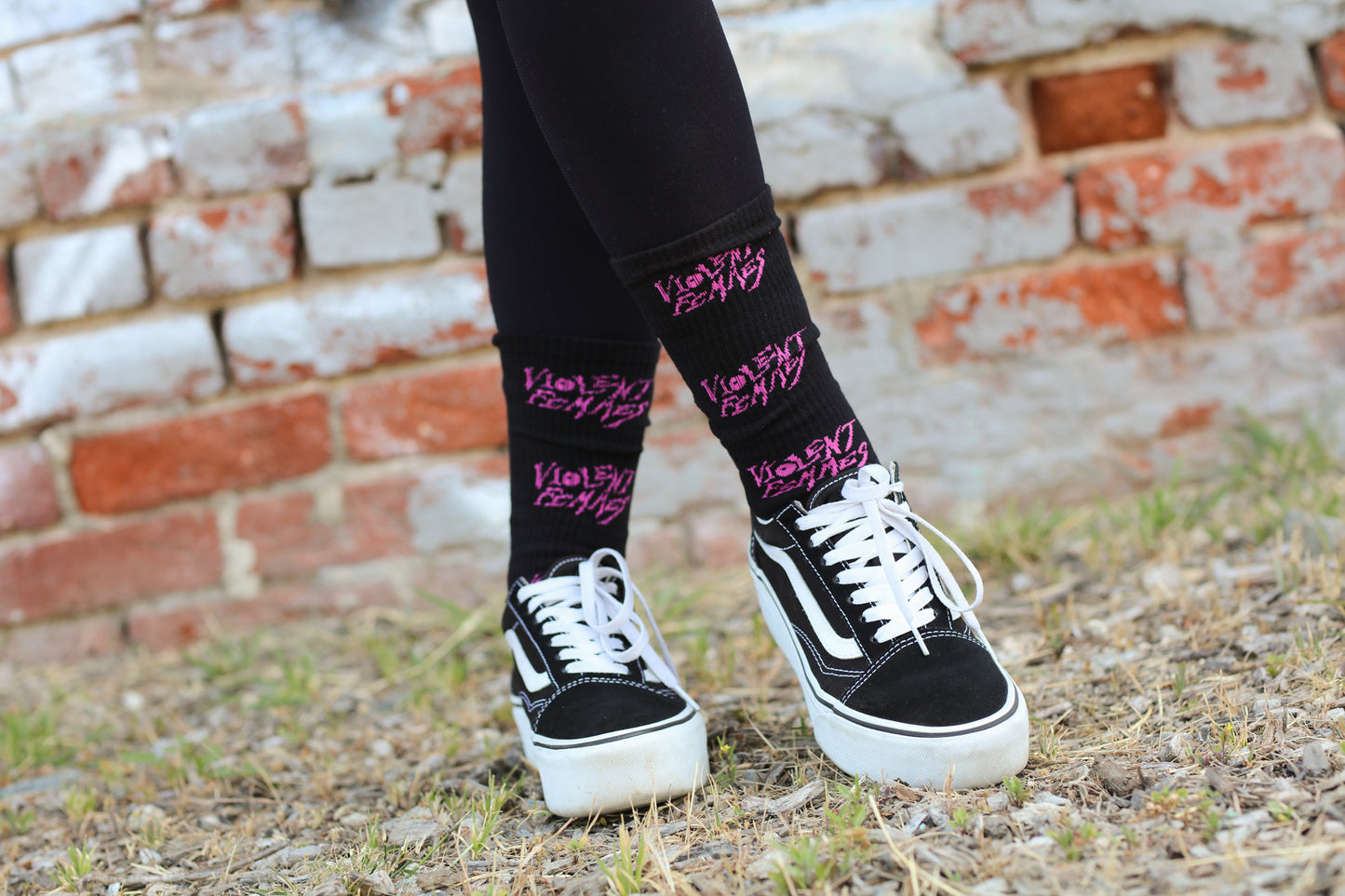 Stinky Logo Pattern Socks (Black/Pink)