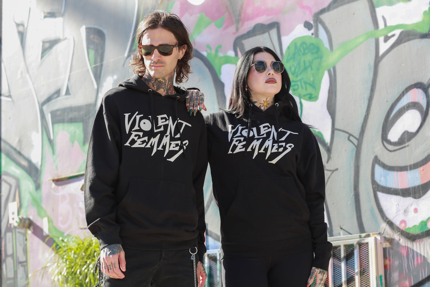 Distressed Stinky Logo Pullover Hoodie (Black)